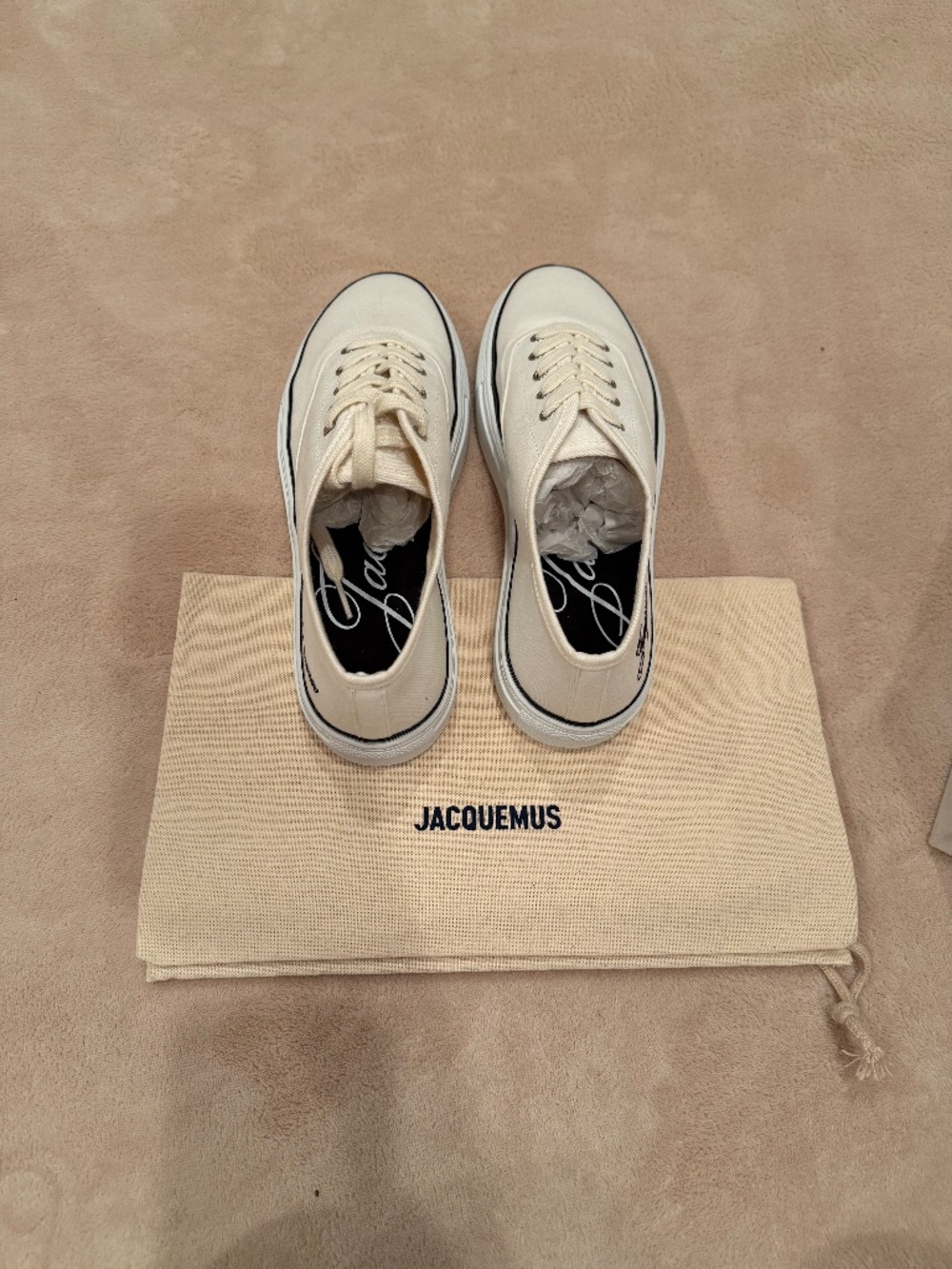 Jacquemus Les Fefe sneakers // off-white // size 38